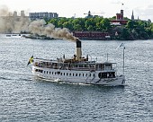 Ausflugsdampfer